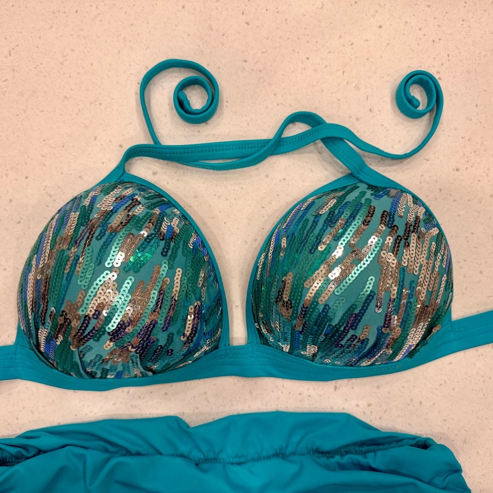 Venus Swim Haul! 4 full coverage bottoms 10/12, 3 Halter Tops 34DDD/32G/36DD - Picture 5 of 16